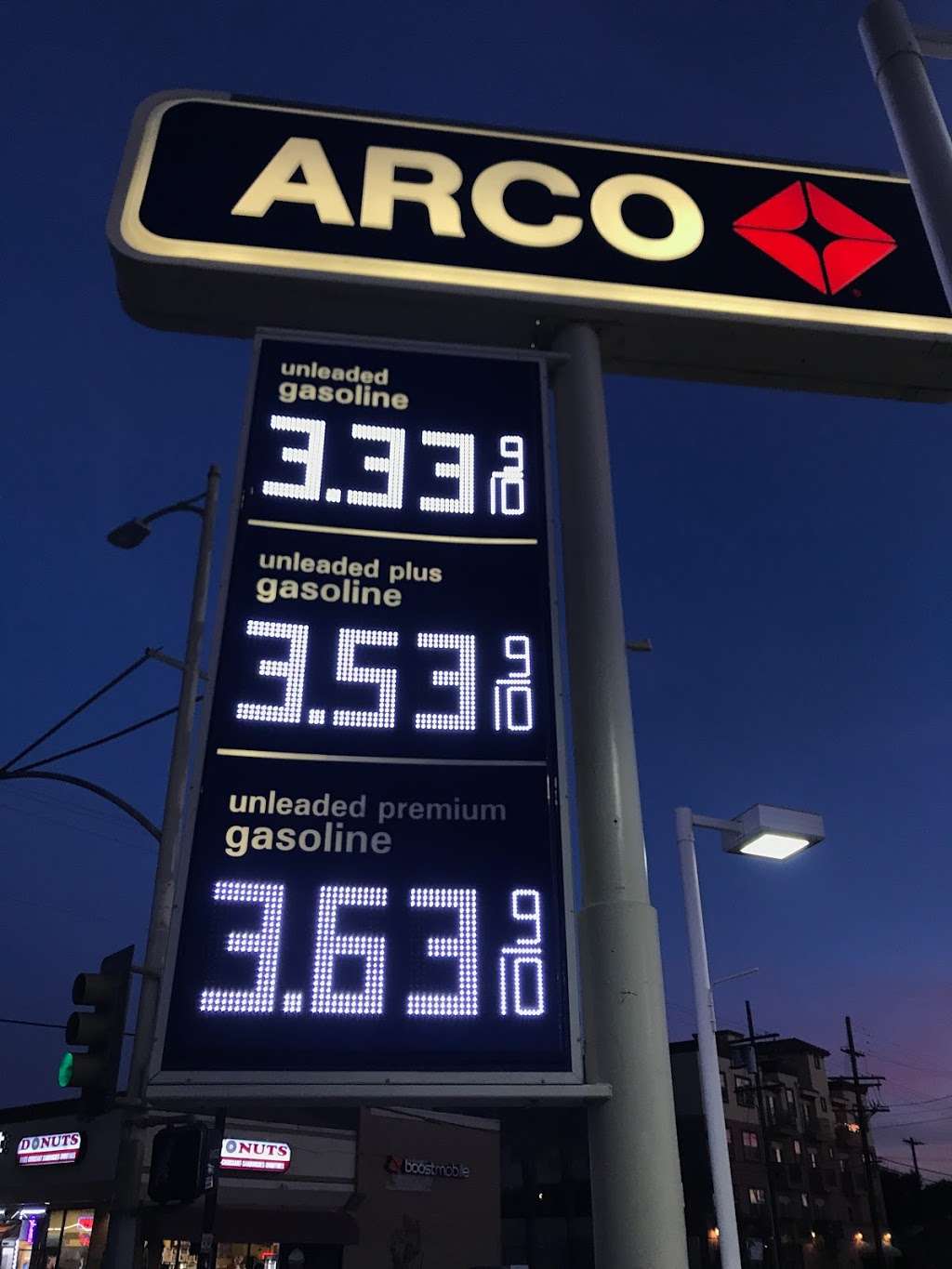 Arco 14114 Vanowen St Van Nuys Ca 91405 Usa - mo bil gas station roblox