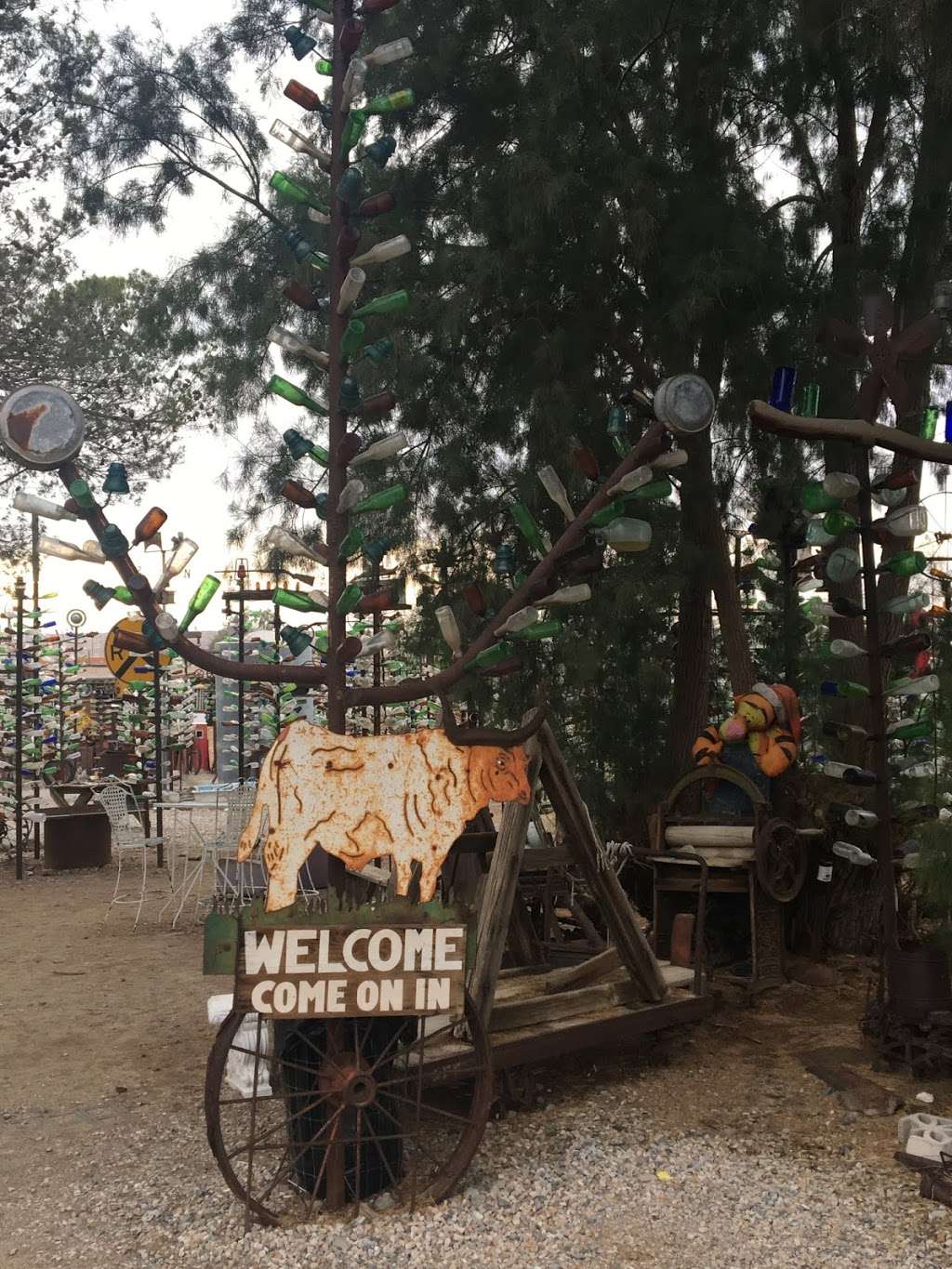 Elmers Bottle Tree Ranch | 24266 National Trails Hwy, Oro Grande, CA 92368, USA