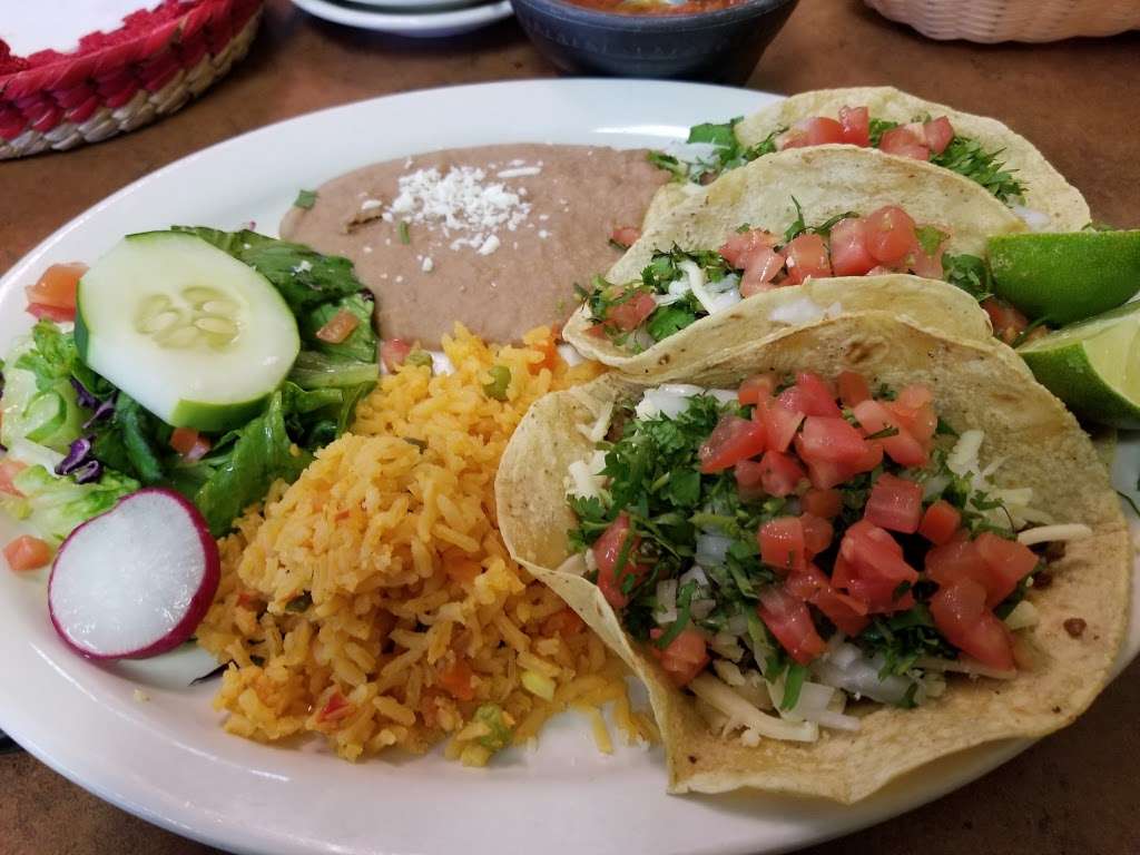 CANCUN CAFE & MEXICAN GRILL | 1559 Sycamore Rd, Yorkville, IL 60560, USA | Phone: (331) 207-8143