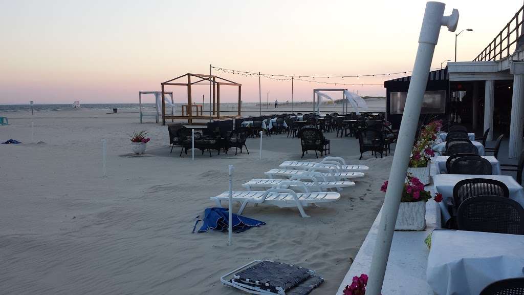 New York Beach Club | 1751 Ocean Blvd, Atlantic Beach, NY 11509, USA | Phone: (516) 371-0750