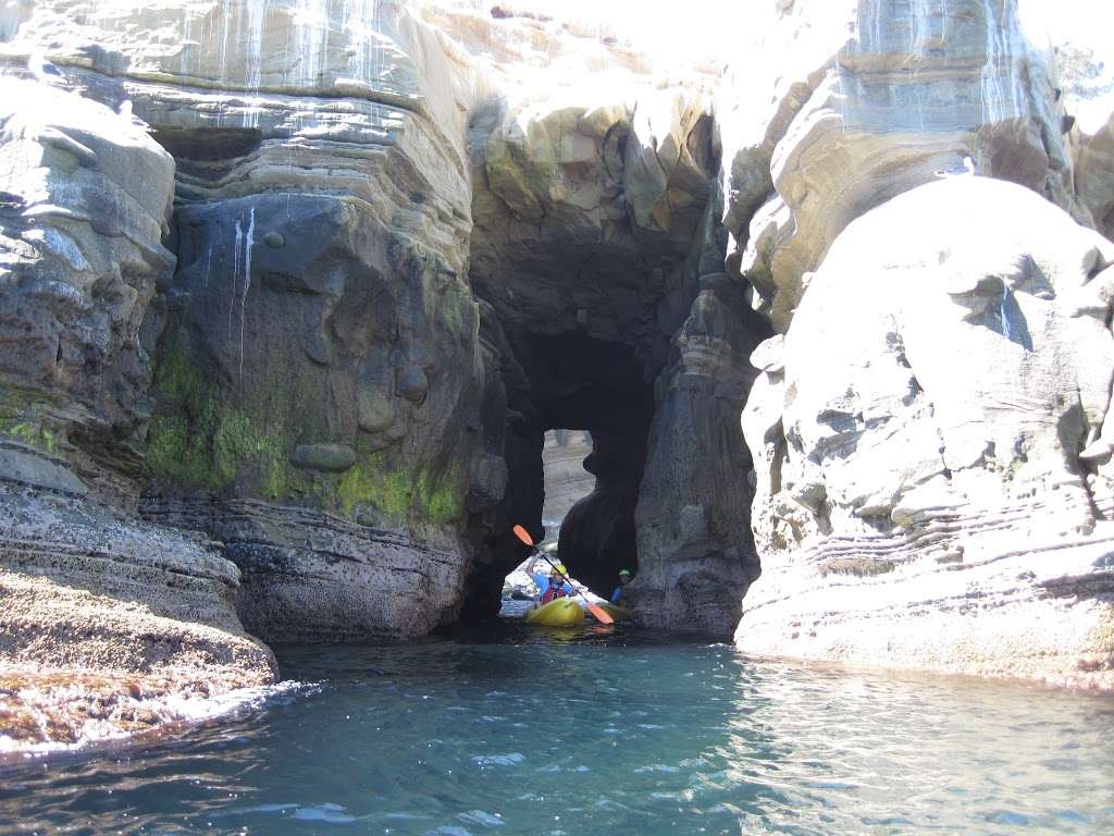 La Jolla Sea Cave Kayaks | 2164 Avenida De La Playa, La Jolla, CA 92037, USA | Phone: (858) 454-0111