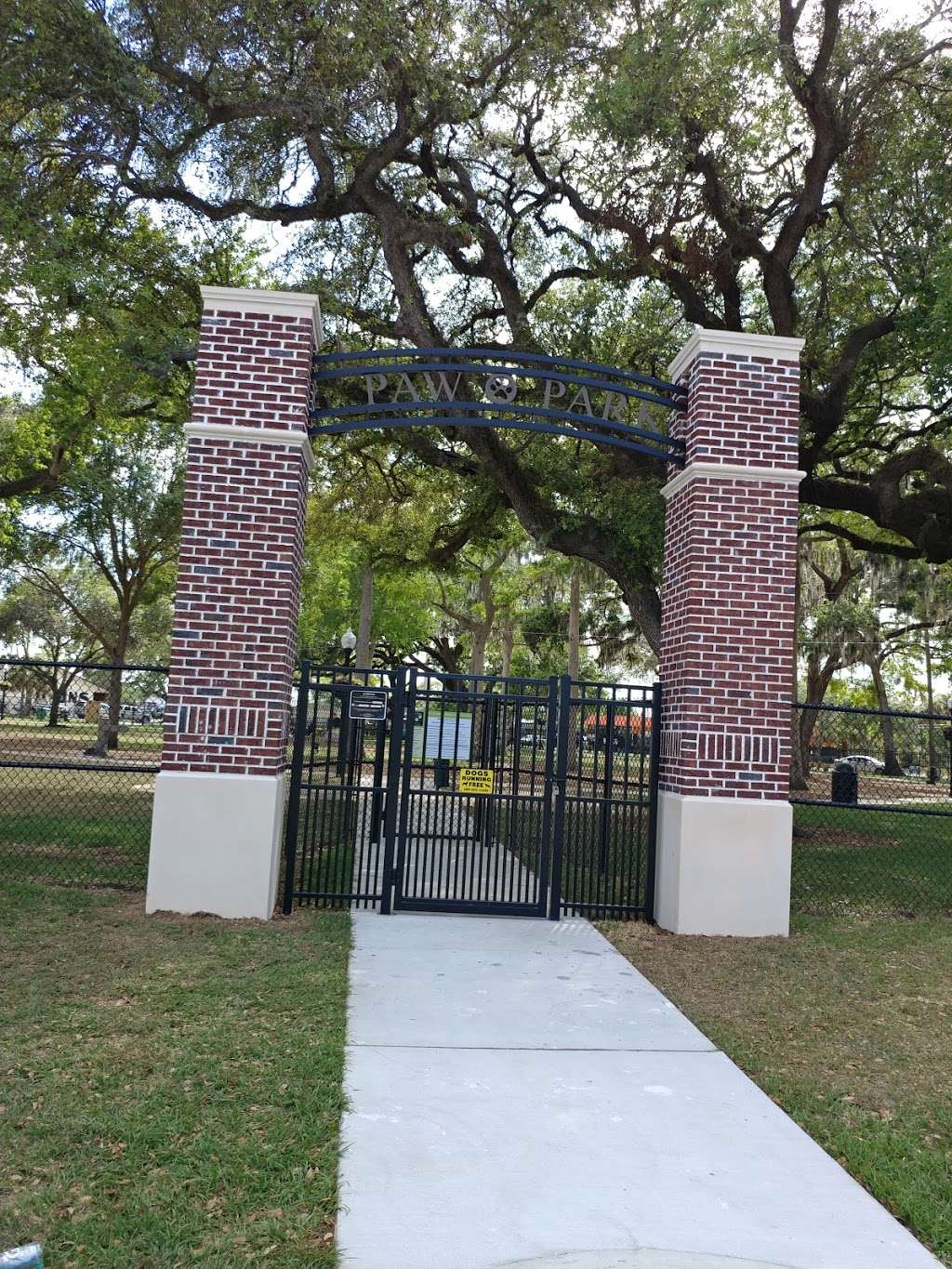 Paw Park of Historic Sanford | 427 S French Ave, Sanford, FL 32771, USA