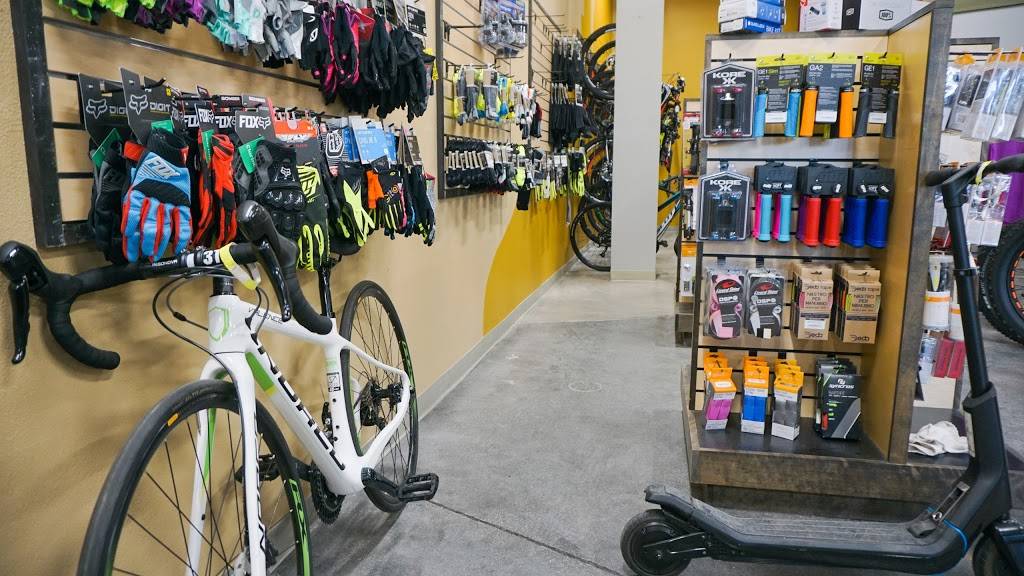 The Bike Shop @ Woodward | 9433 N Fort Washington Rd, Fresno, CA 93730, USA | Phone: (559) 392-6657