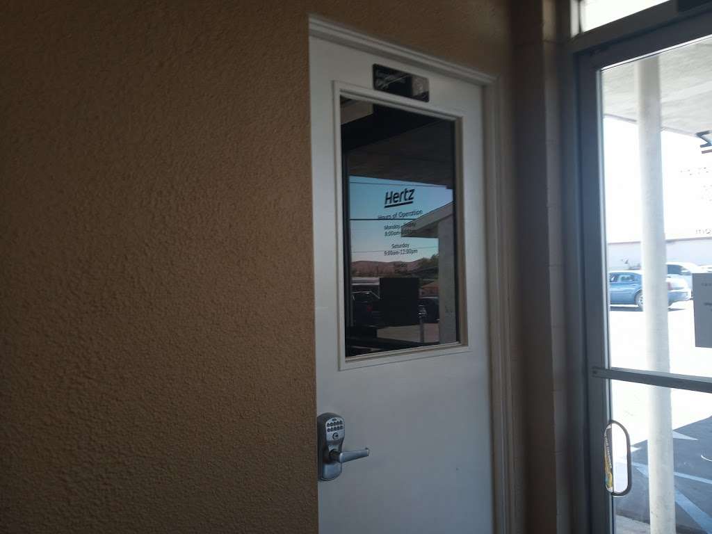 Hertz | 1221 Main St, Barstow, CA 92311, USA | Phone: (760) 256-8331
