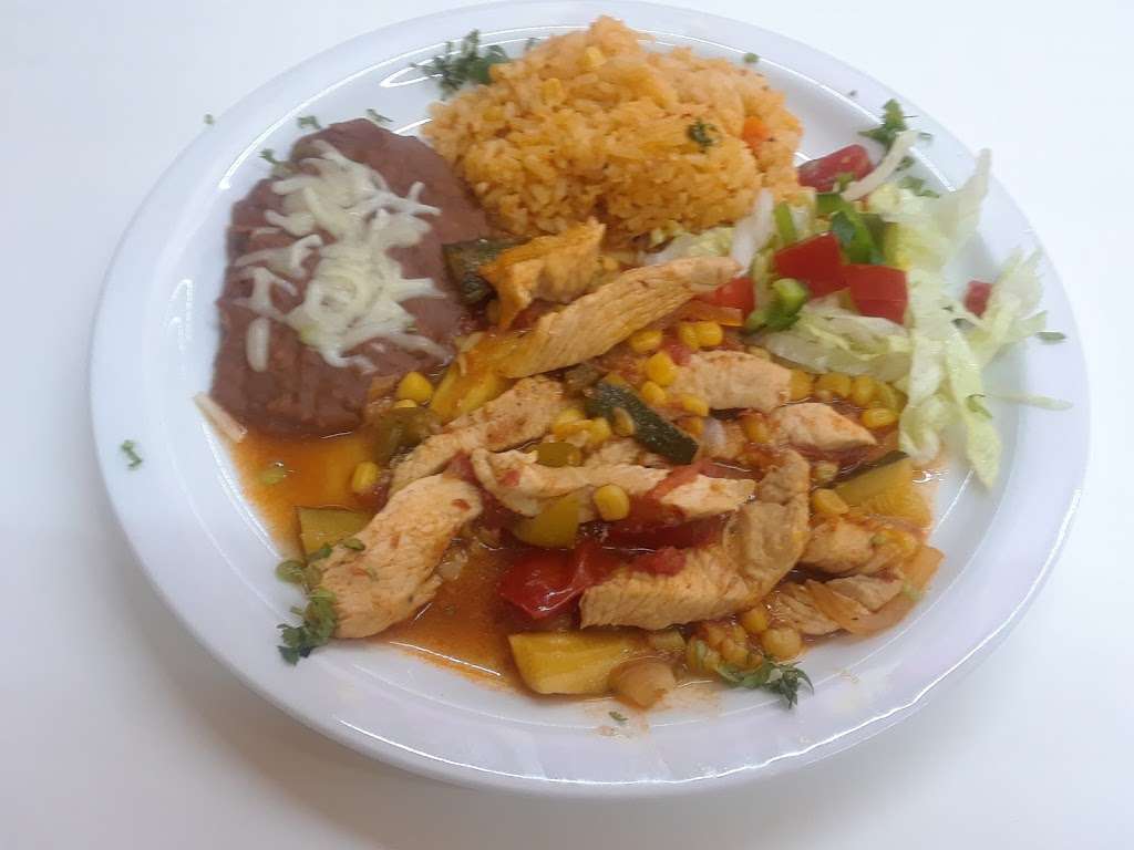 La Estrellita Taqueria y Panaderia | 2801 Collingsworth St, Houston, TX 77026, USA | Phone: (832) 450-7617