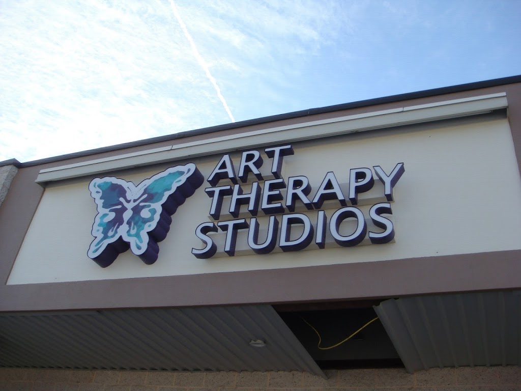 Art Therapy Studios | 110 W Eisenhower Dr Suite A, Hanover, PA 17331, USA | Phone: (717) 969-2208
