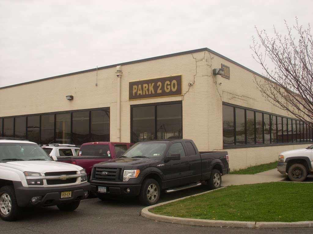 Park2Go Airport Parking | 782 Dowd Ave, Elizabeth, NJ 07201, USA | Phone: (908) 352-9800