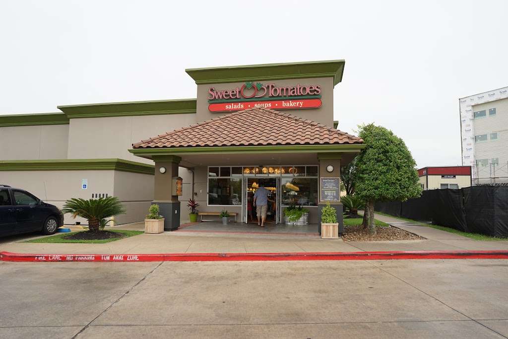 Sweet Tomatoes | 12540 Sugardale Dr, Stafford, TX 77477, USA | Phone: (281) 240-1400