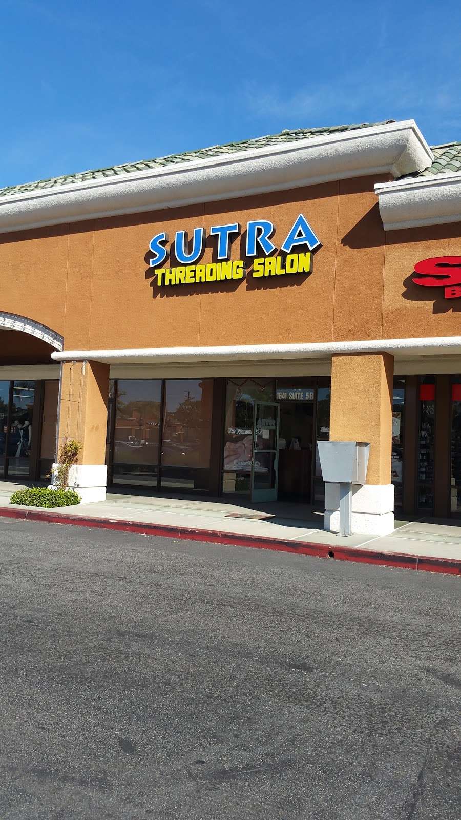 Sutra Threading Salon | 1641 Imperial Hwy # 5B, La Habra, CA 90631, USA | Phone: (562) 690-6611