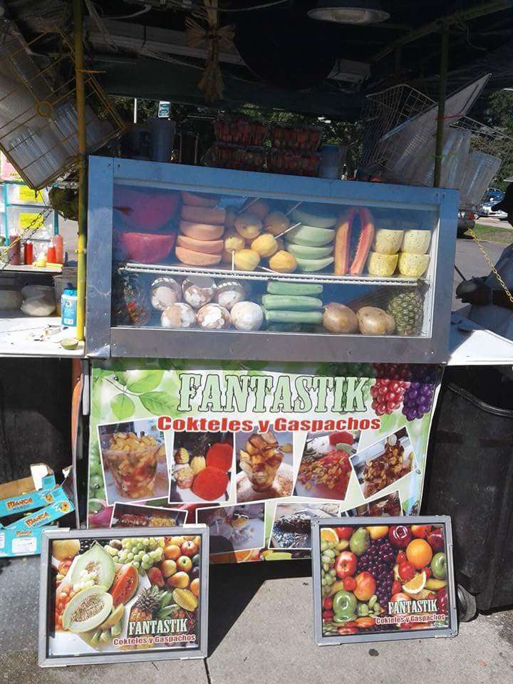 Fantastik Fruit Cart | 1753 W Morse Ave, Chicago, IL 60626, USA | Phone: (312) 414-5488