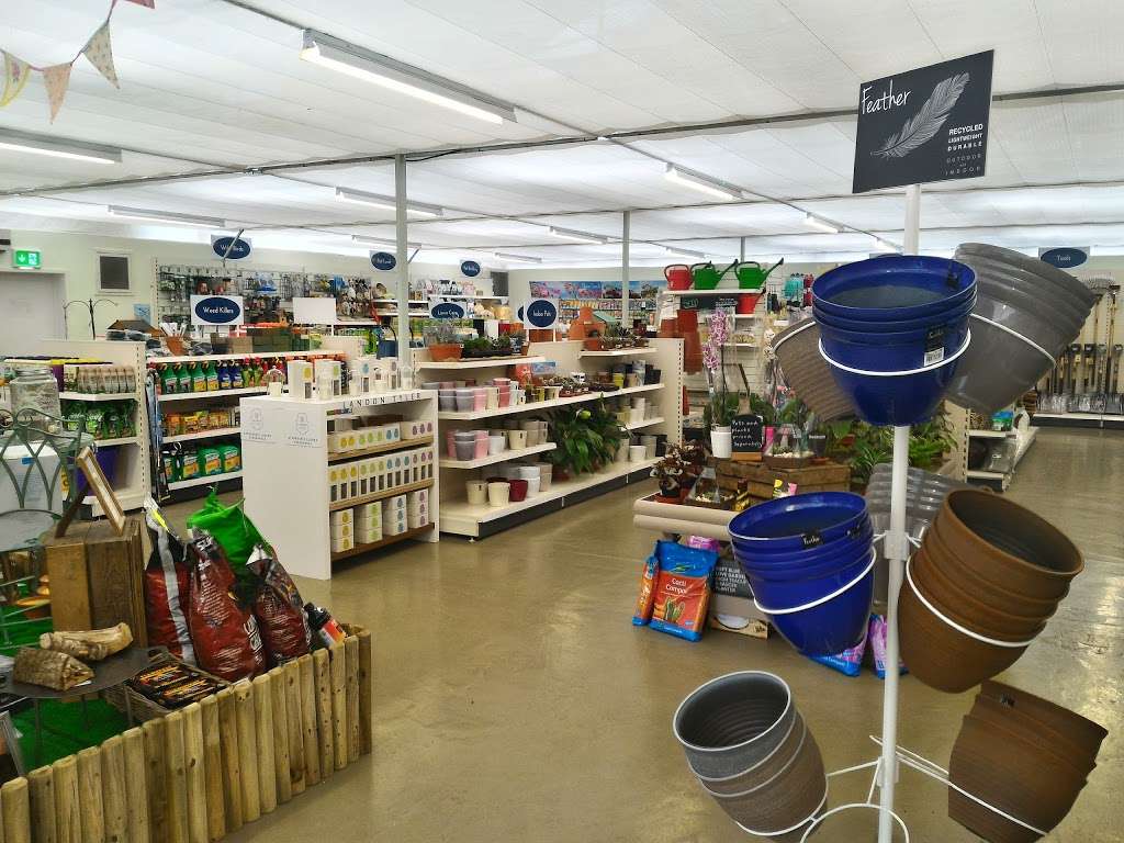 Carpenters Nursery & Farm Shop | 106 St.Albans Rd, Sandridge, St Albans AL4 9LJ, UK | Phone: 01727 853340