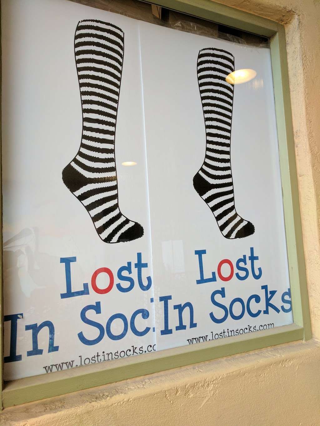 Lost In Socks | 1575 Spinnaker Dr Ste 107A, Ventura, CA 93001, USA | Phone: (805) 850-0102