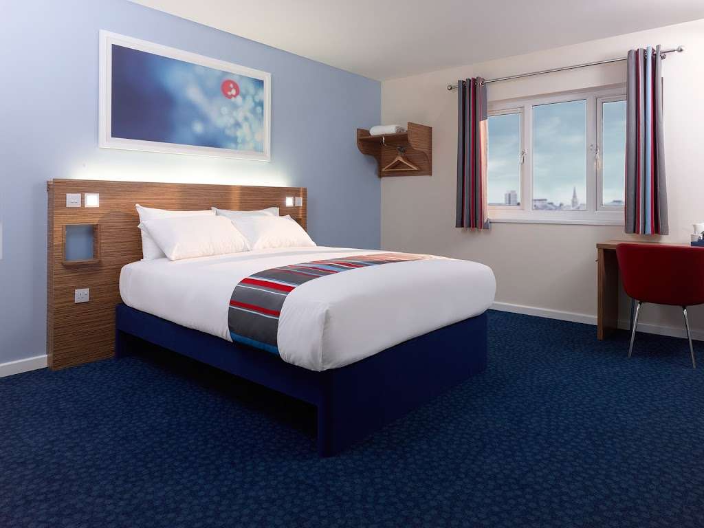 Travelodge London Acton hotel | Monarch House, Victoria Rd, Acton, London W3 6UU, UK | Phone: 0871 984 6533