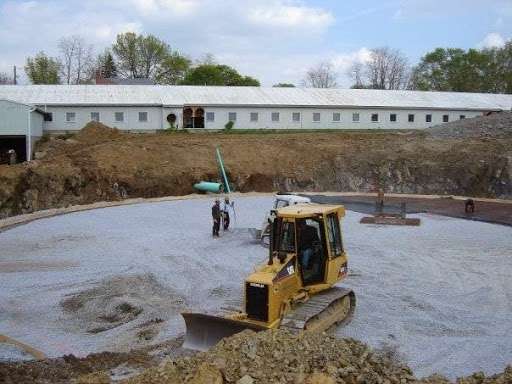 R Work Excavating & Trucking | 1517 White Oak Rd, Strasburg, PA 17579, USA | Phone: (717) 786-8513