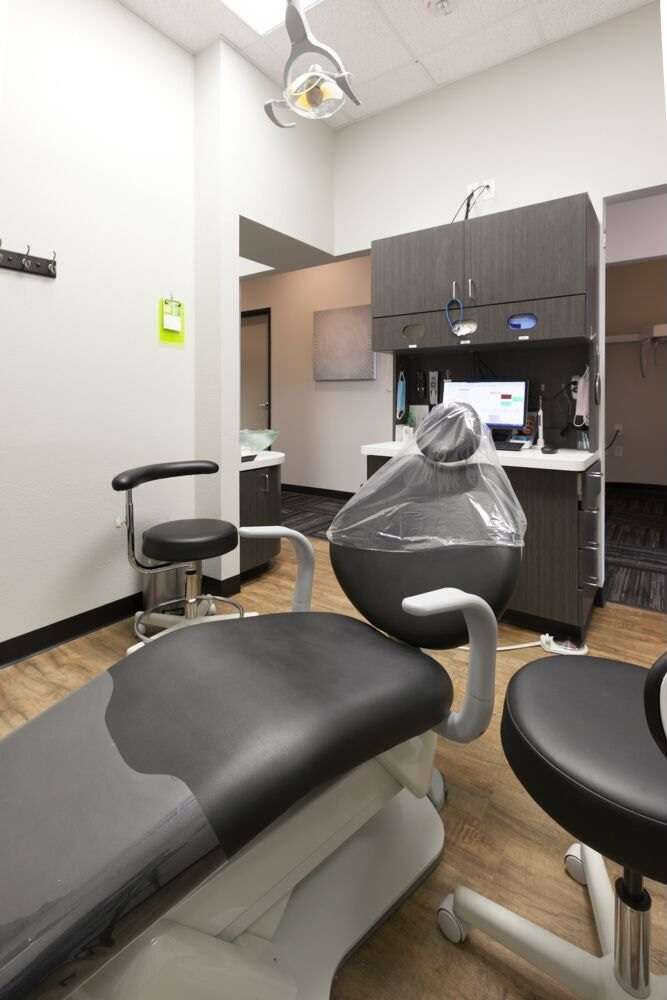 Ideal Dental of Pearland | 2630 Pearland Pkwy Ste 120, Pearland, TX 77581, USA | Phone: (281) 485-4686