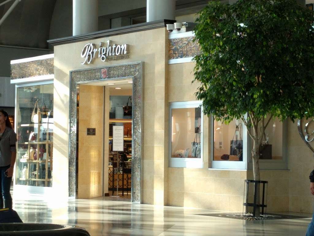 Brighton | Charlotte International Airport, 5501 Josh Birmingham Pkwy, Charlotte, NC 28208, USA | Phone: (704) 359-4545