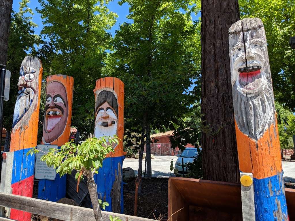 Santa Cruz Mountain Herbs | 22990 CA-17, Los Gatos, CA 95033, USA | Phone: (408) 353-1717