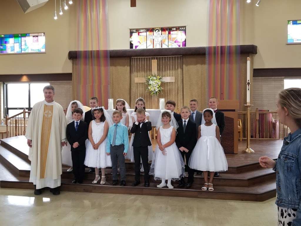 St Matthew Catholic Church | 9303 S Chicago Rd, Oak Creek, WI 53154, USA | Phone: (414) 762-4200