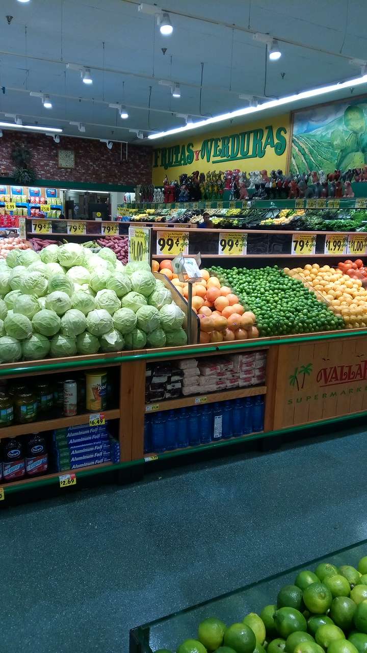 Vallarta Supermarkets | 600 Bear Mountain Blvd, Arvin, CA 93203, USA | Phone: (661) 854-3505