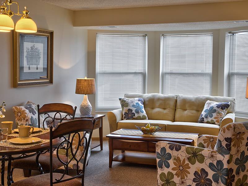 The Waterford Independent & Assisted Living | 6288 Louisiana Ct, Brooklyn Park, MN 55428 | Phone: (763) 537-3382