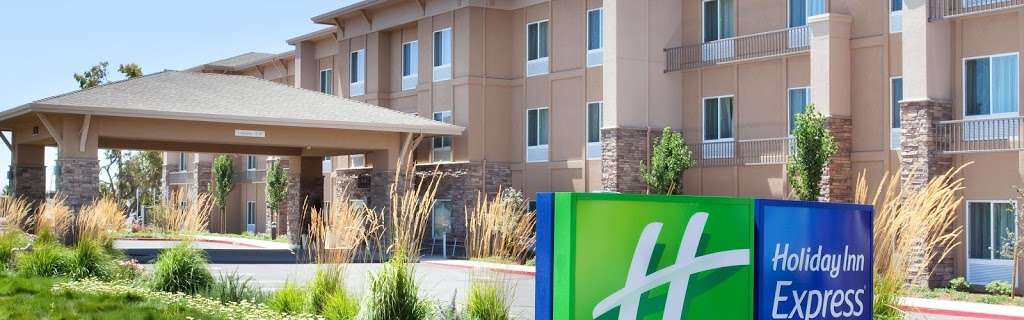 Holiday Inn Express & Suites Napa Valley-American Canyon | 5001 Main St, American Canyon, CA 94503 | Phone: (707) 552-8100