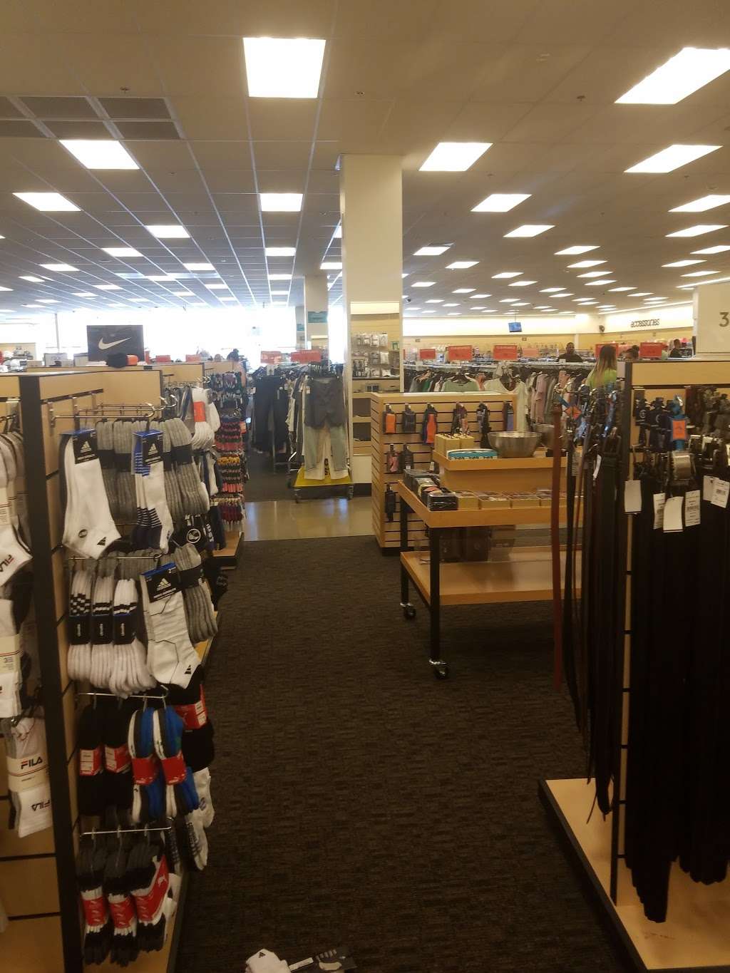 Nordstrom Rack Commons at Temecula | 40450 Winchester Rd, Temecula, CA 92591, USA | Phone: (951) 514-4941