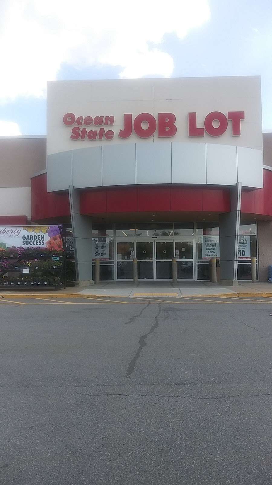 Ocean State Job Lot | 70 Taunton Depot Dr, Taunton, MA 02780, USA | Phone: (508) 824-0250