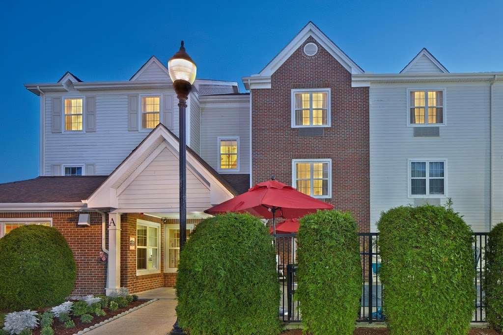 TownePlace Suites by Marriott Boston Tewksbury/Andover | 20 International Pl, Tewksbury, MA 01876 | Phone: (978) 863-9800