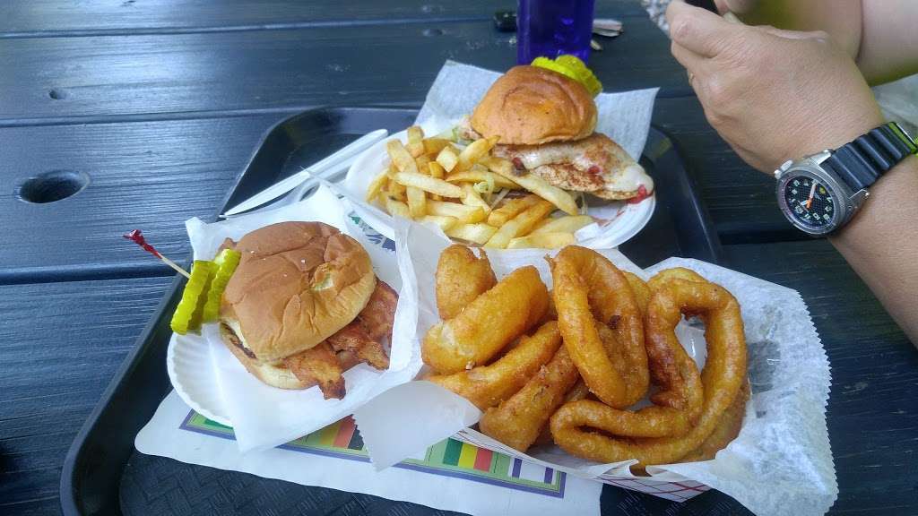 The Shack | 1734, 2 Stony Hollow Rd, Centerport, NY 11721 | Phone: (631) 754-8989