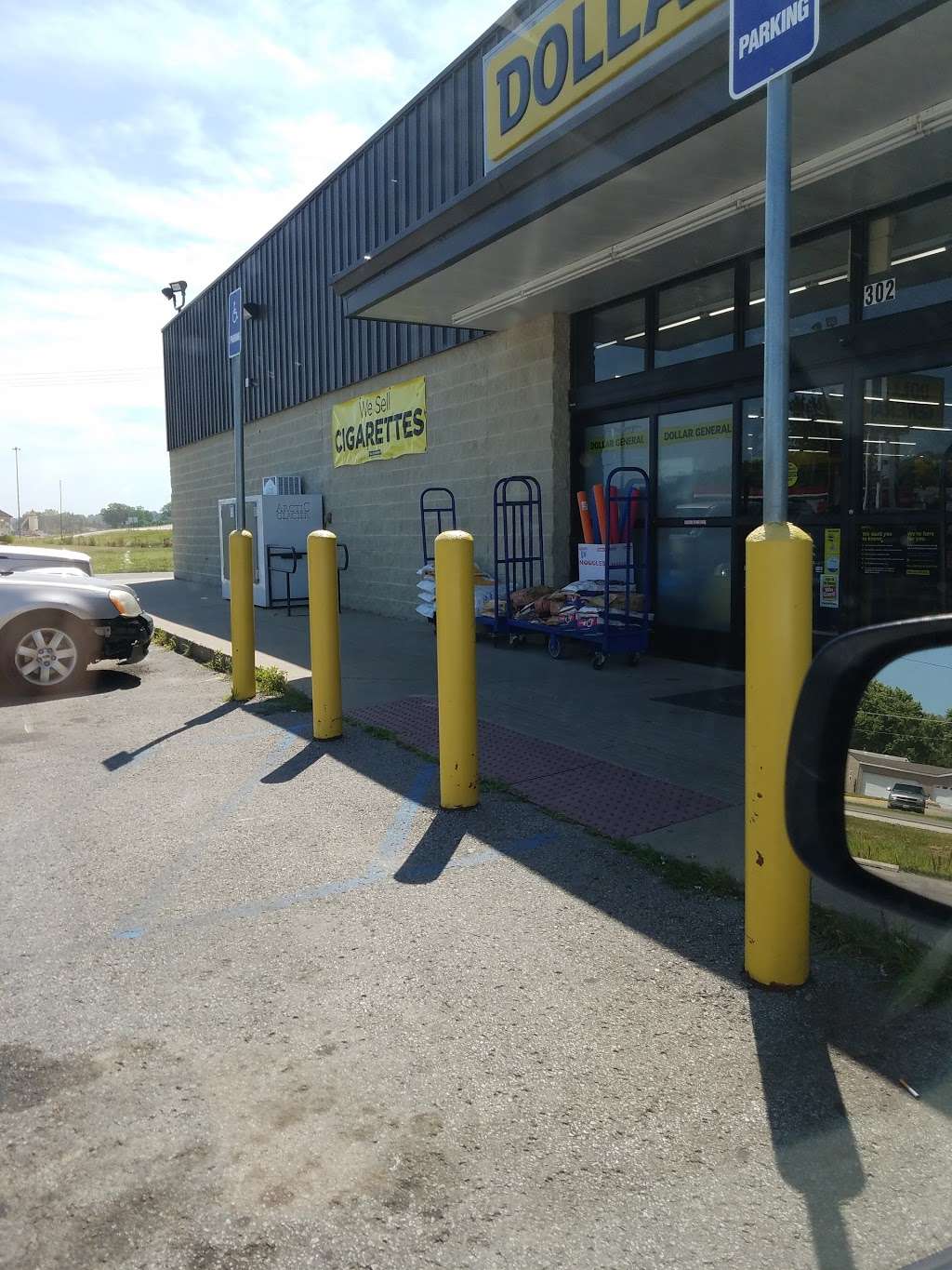 Dollar General | 302 Roseport Rd, Elwood, KS 66024 | Phone: (913) 365-5601