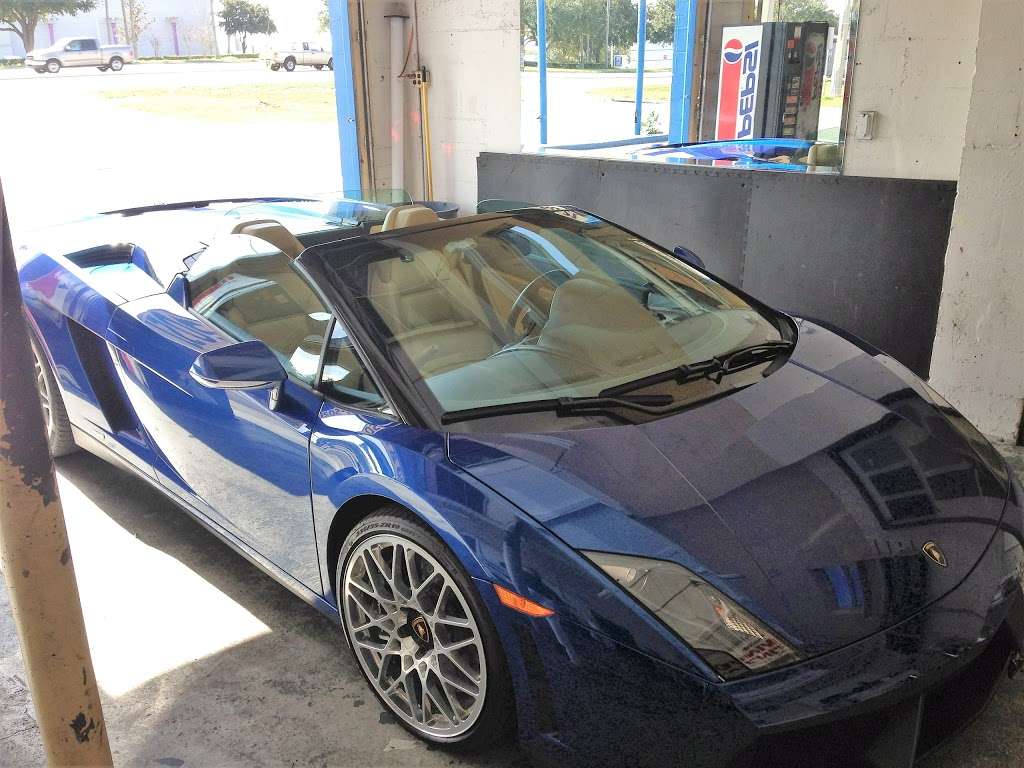 AutoXtras Window Tint & Accessories | 5021 E Colonial Dr, Orlando, FL 32807, USA | Phone: (407) 207-5021