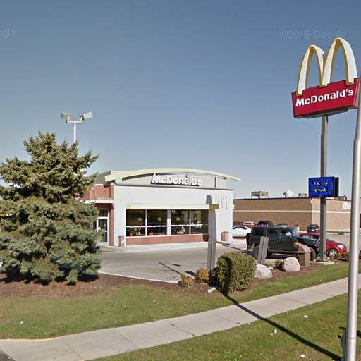 McDonalds | 8100 W Brown Deer Rd, Milwaukee, WI 53223, USA | Phone: (414) 354-3140