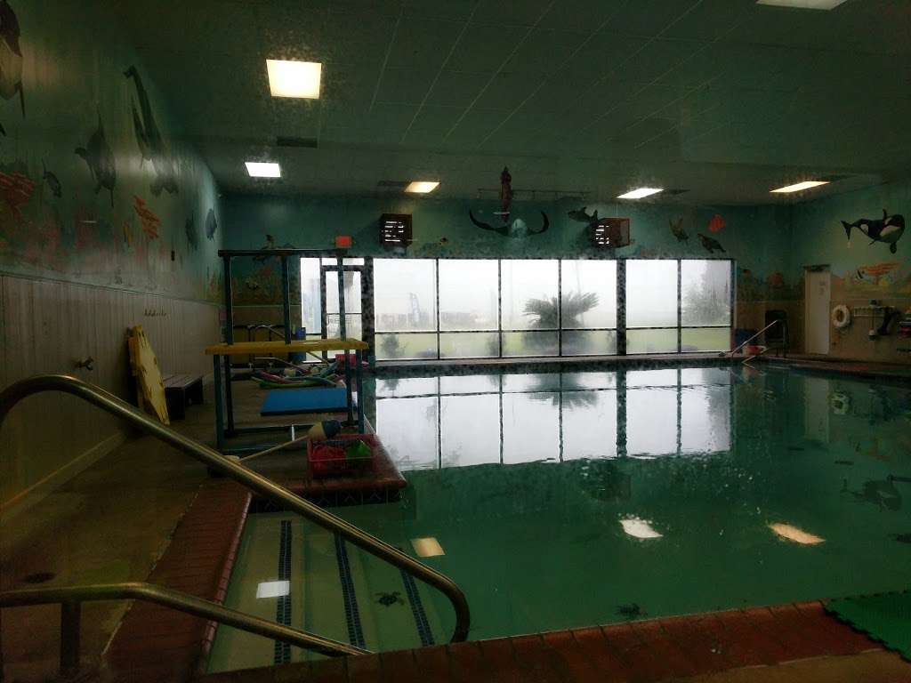 FINS Swim School | 7827 Spring Cypress Rd, Spring, TX 77379, USA | Phone: (832) 562-3218