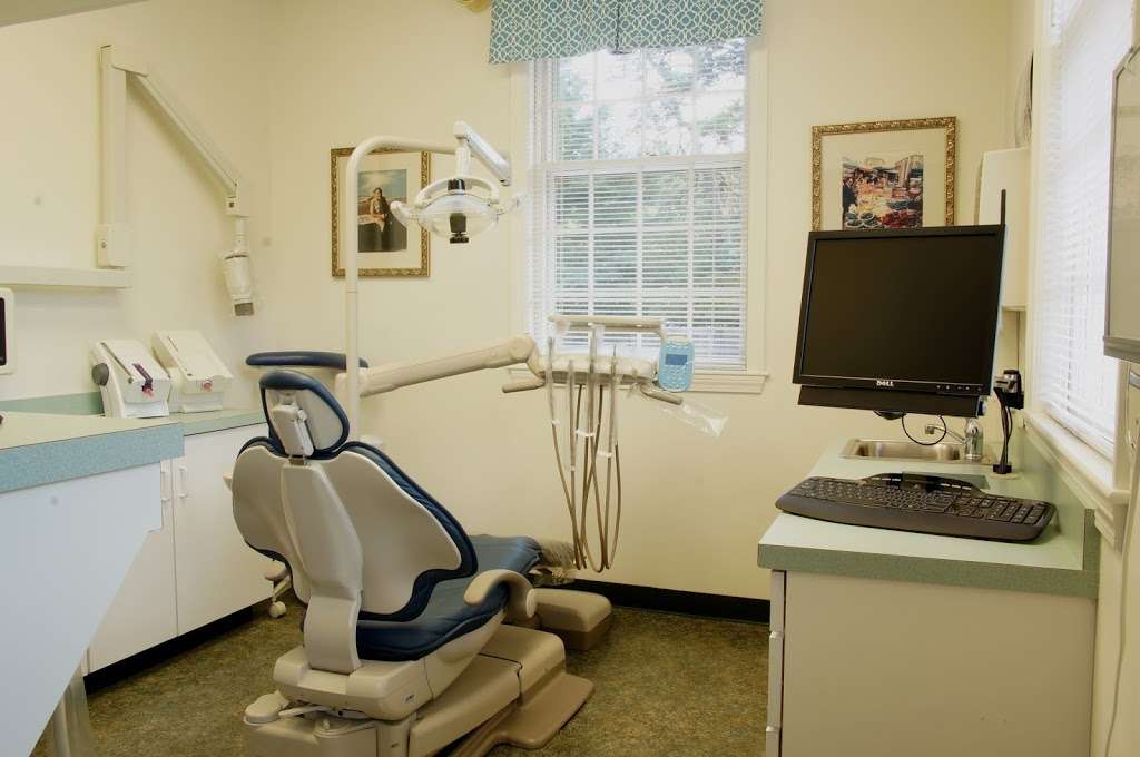 Pellegrini Dental - Dentist in Duxbury | 27 Railroad Ave # 2, Duxbury, MA 02332, USA | Phone: (781) 934-2311
