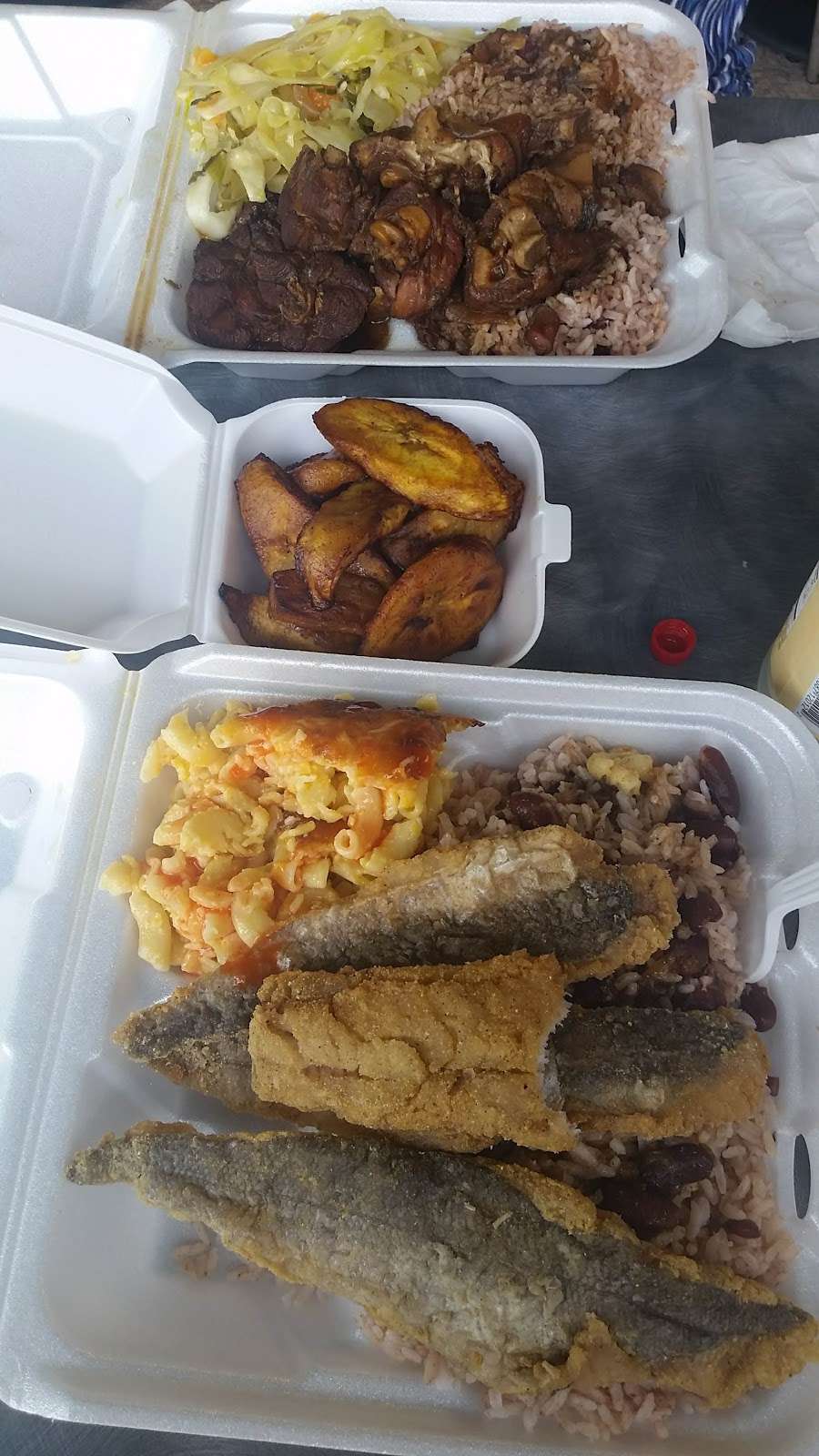 Mobay Jamaican restaurant | 966 Old York Rd, Jenkintown, PA 19046, USA | Phone: (215) 517-7772