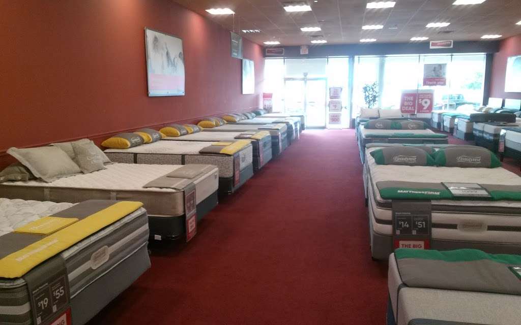 Mattress Firm Ramsey | 105 Interstate Shop Center, Ramsey, NJ 07446 | Phone: (201) 327-2651