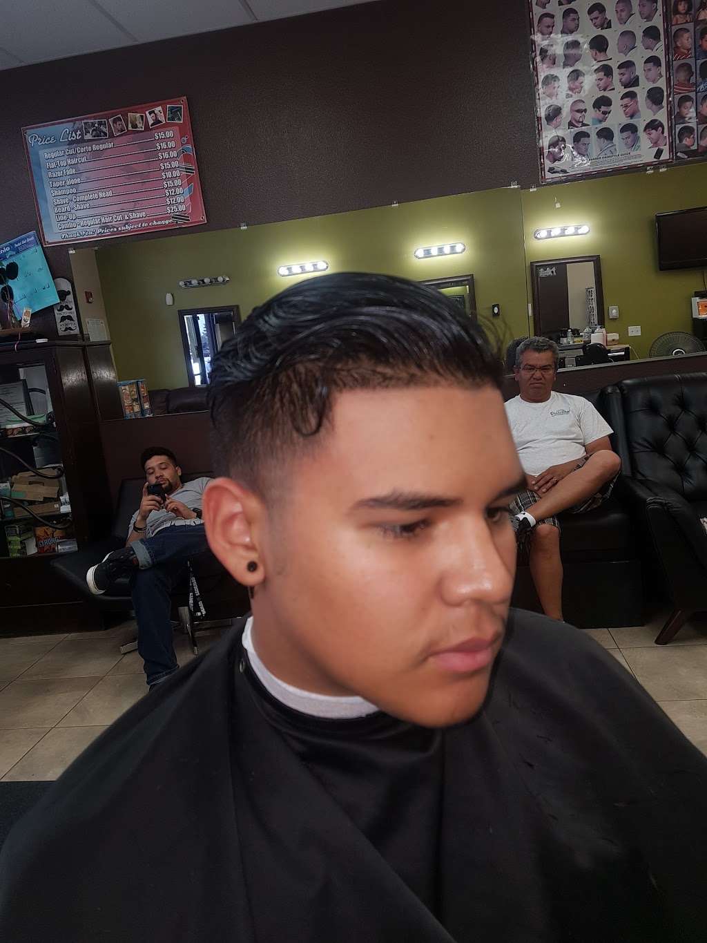 Morillo Barbershop | 15923 Bear Valley Rd, Hesperia, CA 92345, USA | Phone: (760) 964-4791