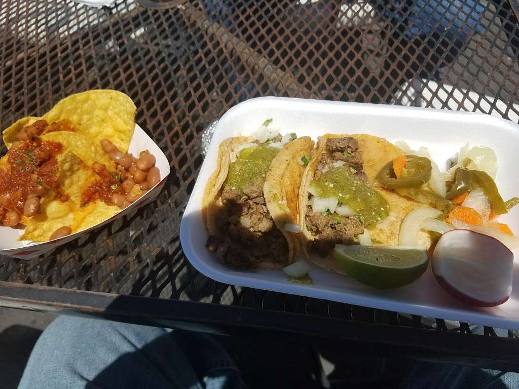 Tacos La Primavera food truck | 3550 Pacheco Blvd, Martinez, CA 94553, USA | Phone: (925) 813-0116
