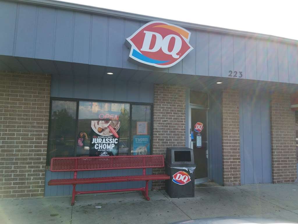 Dairy Queen (Treat) | 27w223 Geneva Rd, Winfield, IL 60190, USA | Phone: (630) 690-0320