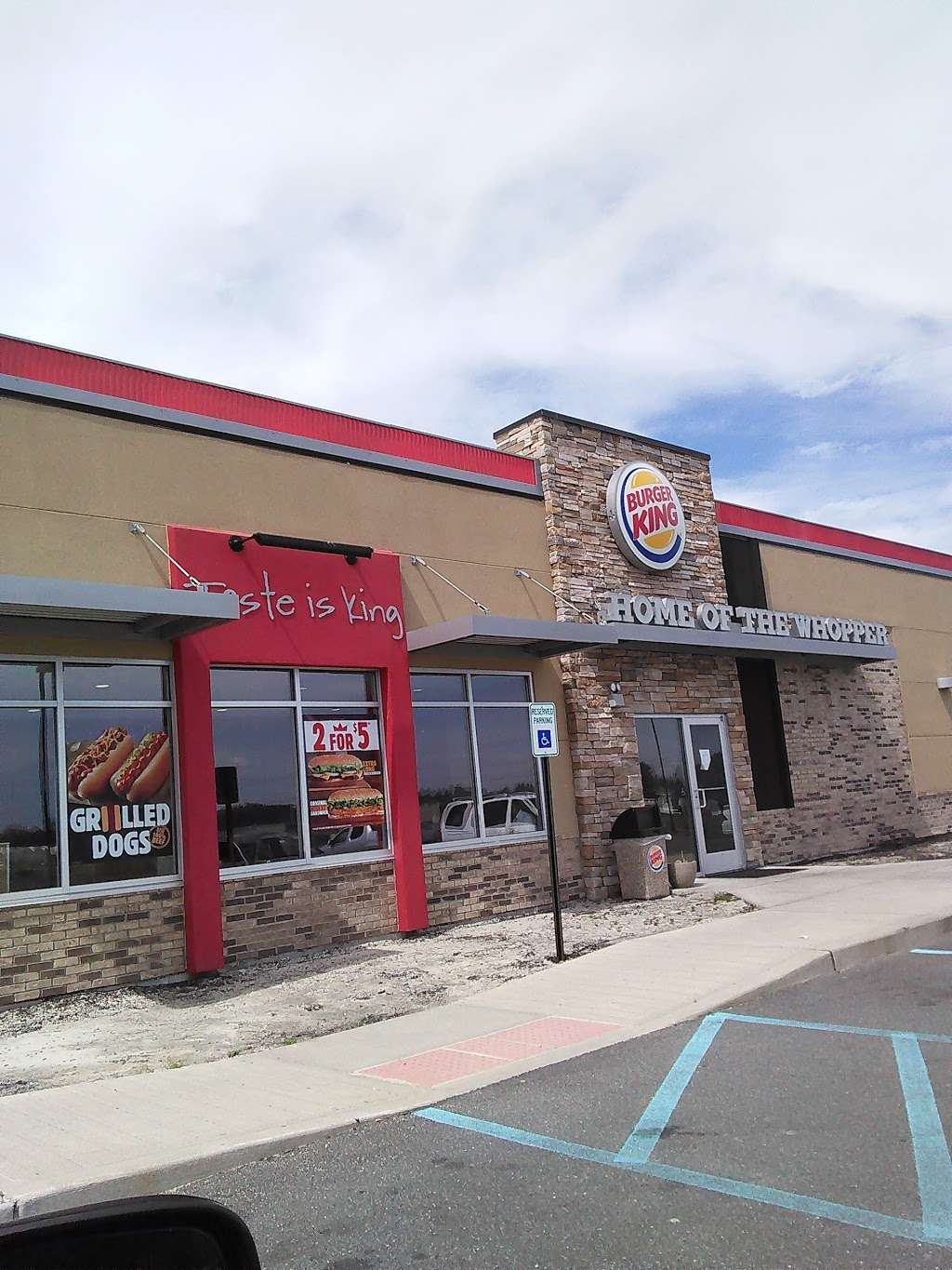 Burger King | 30123 Commerce Dr, Millsboro, DE 19966, USA | Phone: (302) 663-0571