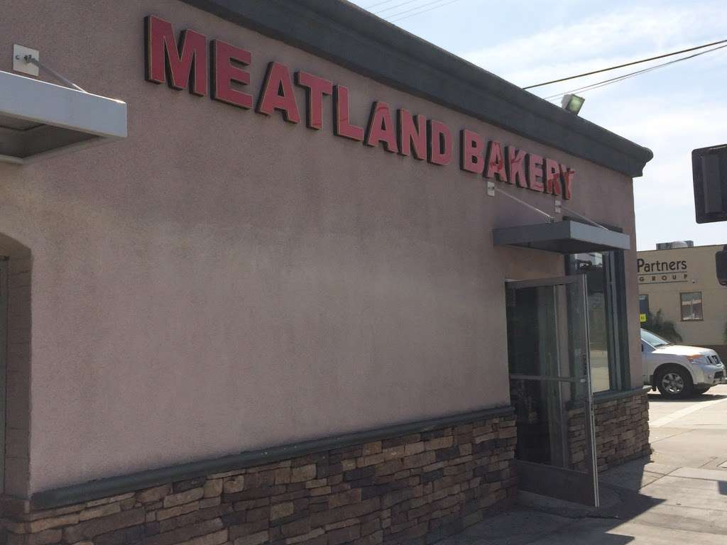 Meatland Bakery | 3801 E 1st St, Los Angeles, CA 90063, USA | Phone: (323) 261-6233