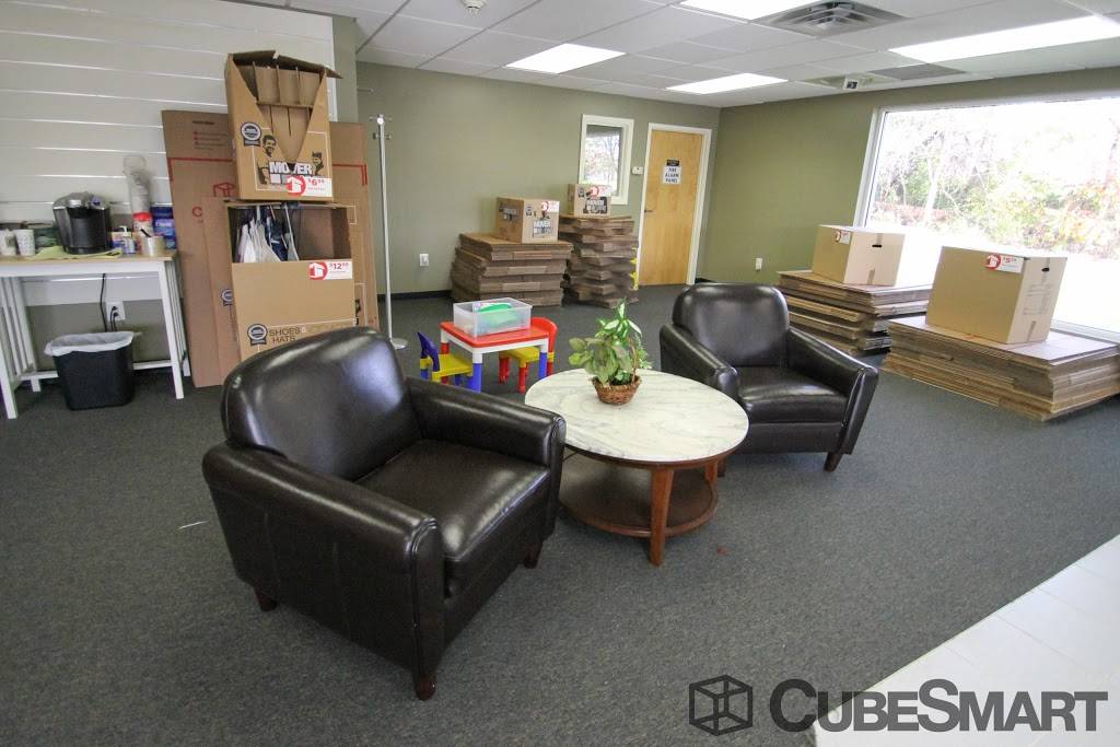 CubeSmart Self Storage | 830 Wheeler Way, Langhorne, PA 19047, USA | Phone: (215) 752-4882