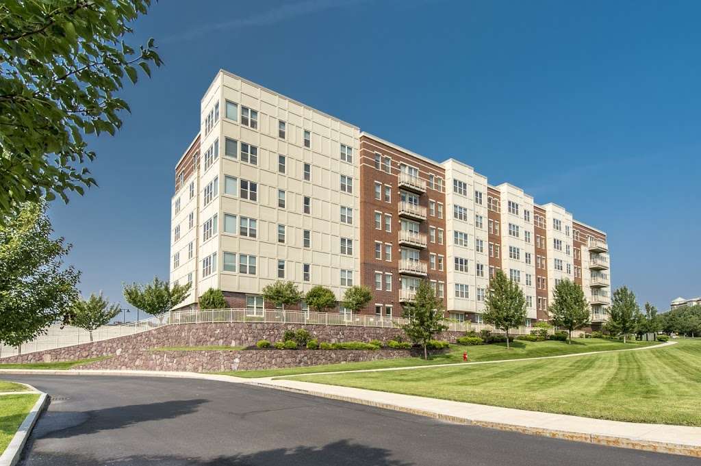 Quarrystone at Overlook Ridge | 10 Overlook Ridge Dr, Malden, MA 02148, USA | Phone: (781) 463-5146