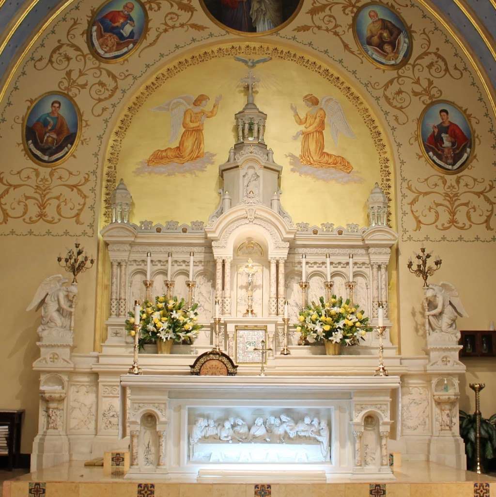 Holy Family Catholic Church | 209 E Lomita Ave, Glendale, CA 91205, USA | Phone: (818) 247-2222