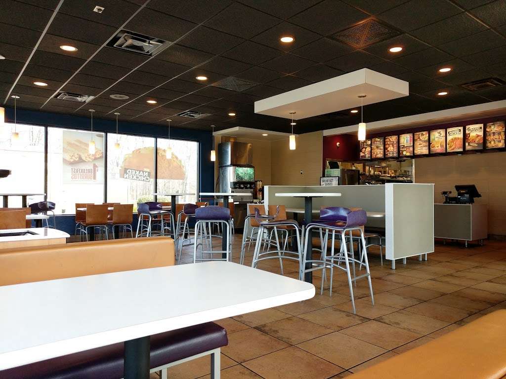 Taco Bell | 18415 Woodfield Rd, Gaithersburg, MD 20879, USA | Phone: (301) 840-8356