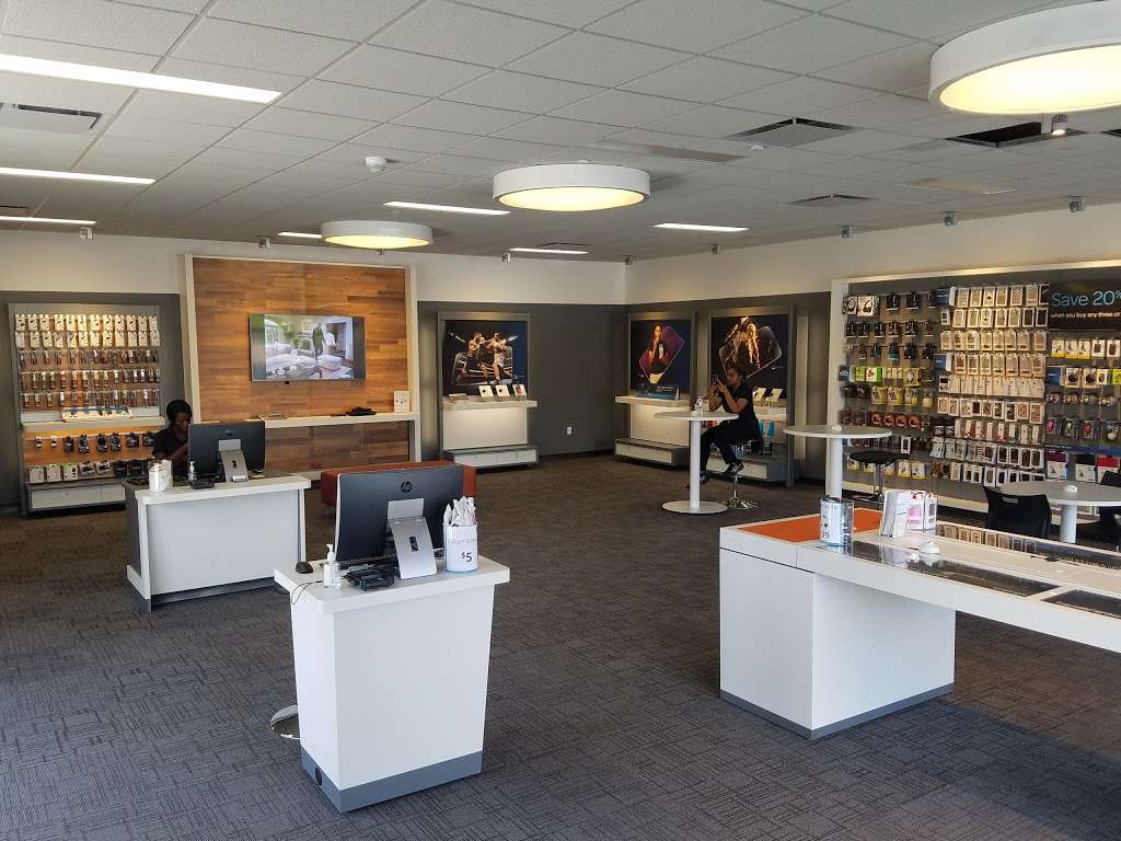 AT&T Store | 12831 Moreno Beach Dr Suite 101, Moreno Valley, CA 92555, USA | Phone: (951) 667-1966
