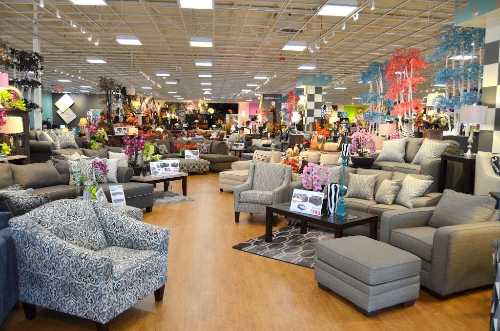 Bob’s Discount Furniture and Mattress Store | 1370 Torrence Ave, Calumet City, IL 60409, USA | Phone: (708) 933-8950