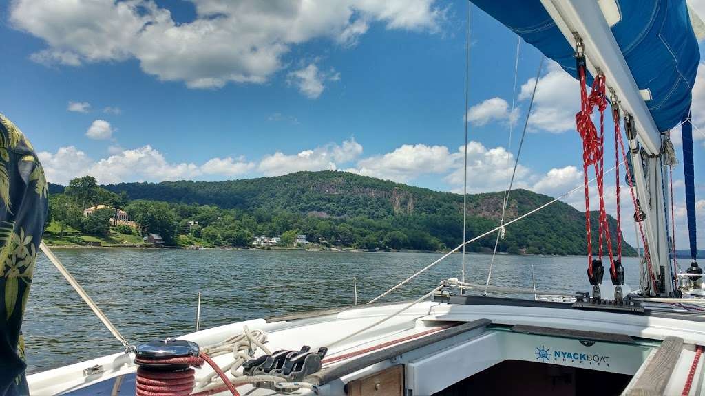 Nyack Boat Charter | 1A Spear St, Nyack, NY 10960 | Phone: (845) 535-1675