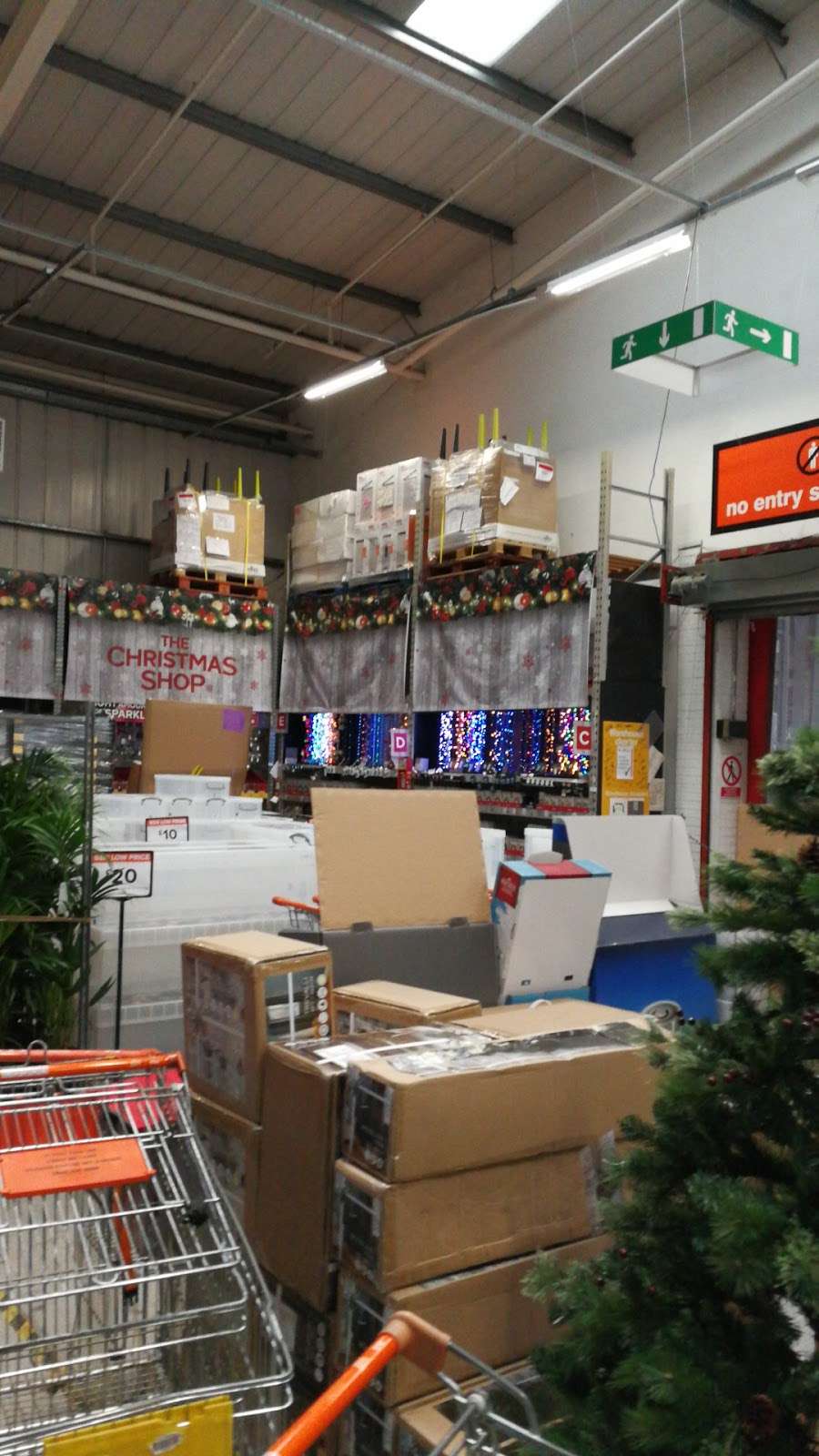 B&Q Harlow | 6 The Oaks Retail Park, Howard Way, Harlow CM20 2AB, UK | Phone: 01279 626634