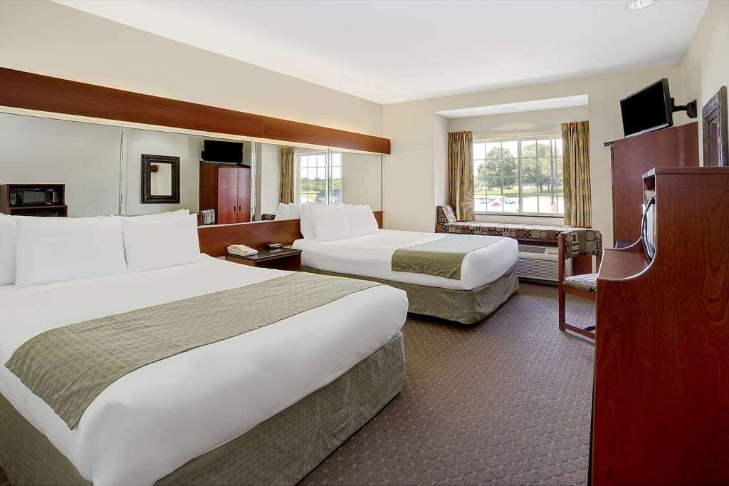 Microtel Inn & Suites by Wyndham Indianapolis Airport | 5815 Rockville Rd, Indianapolis, IN 46224, USA | Phone: (317) 247-9703